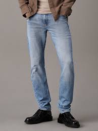 Tapered Jeans